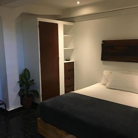 Cinco Hotel B&B San Salvador Eksteriør billede
