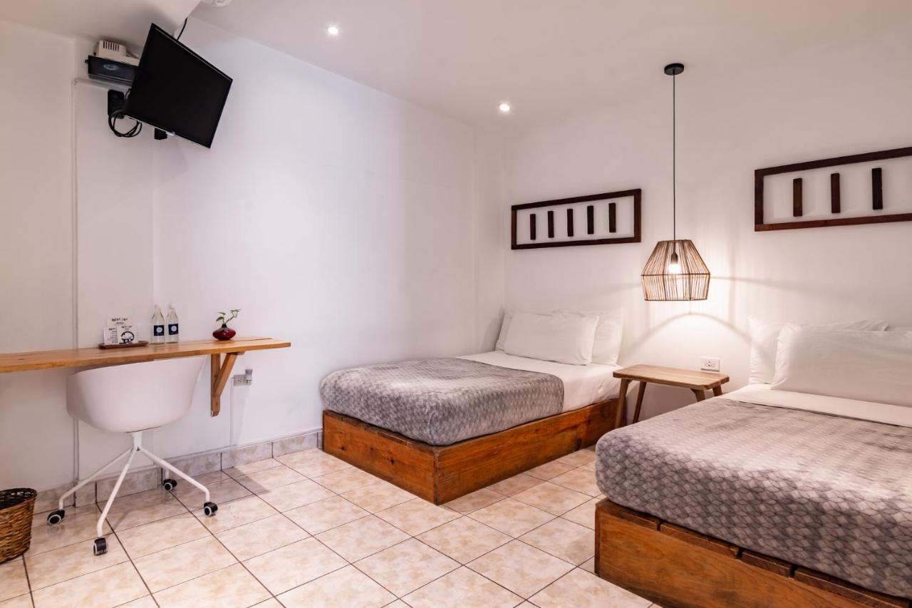 Cinco Hotel B&B San Salvador Eksteriør billede