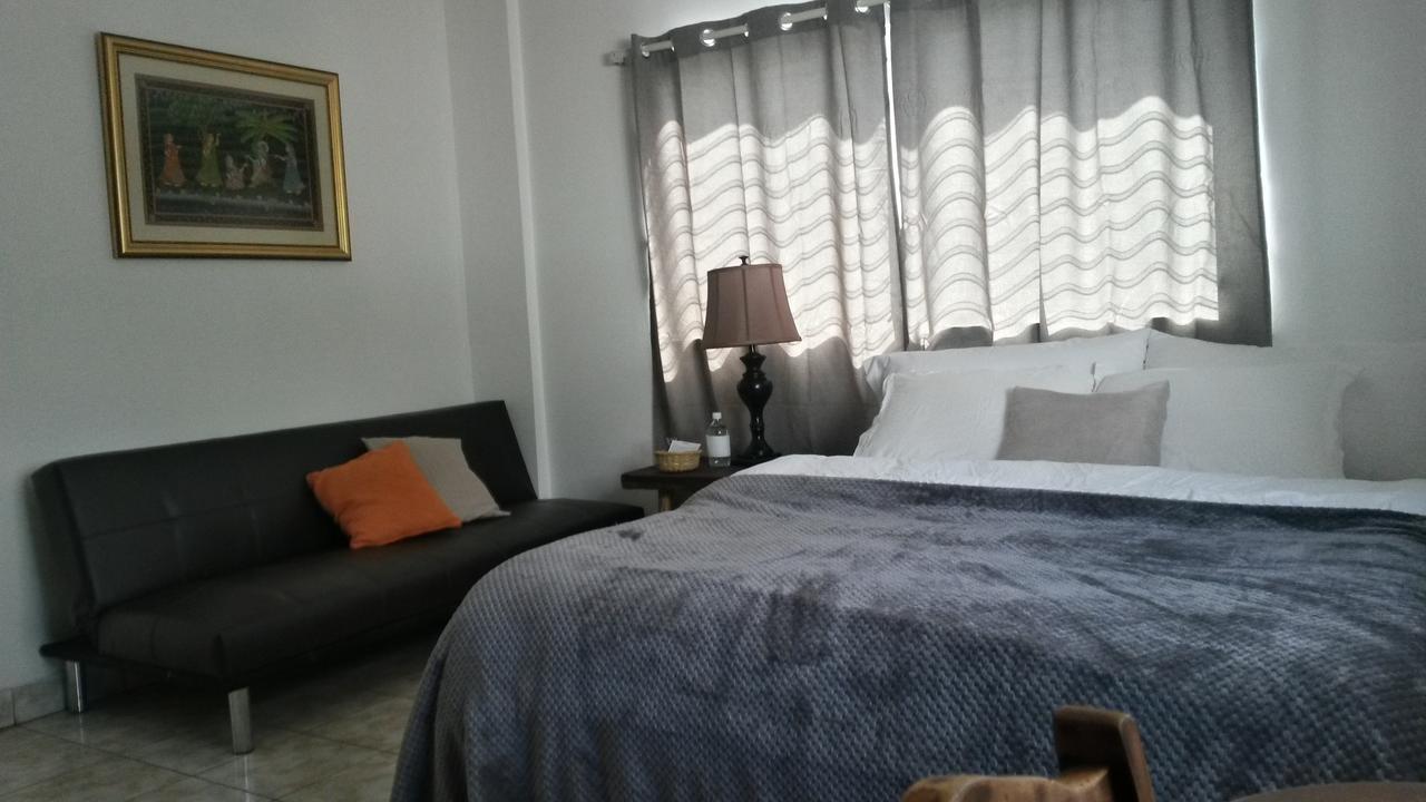 Cinco Hotel B&B San Salvador Eksteriør billede