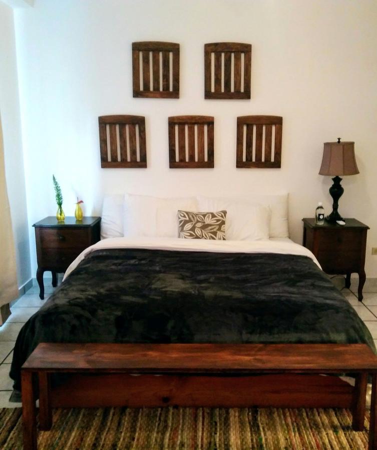 Cinco Hotel B&B San Salvador Eksteriør billede
