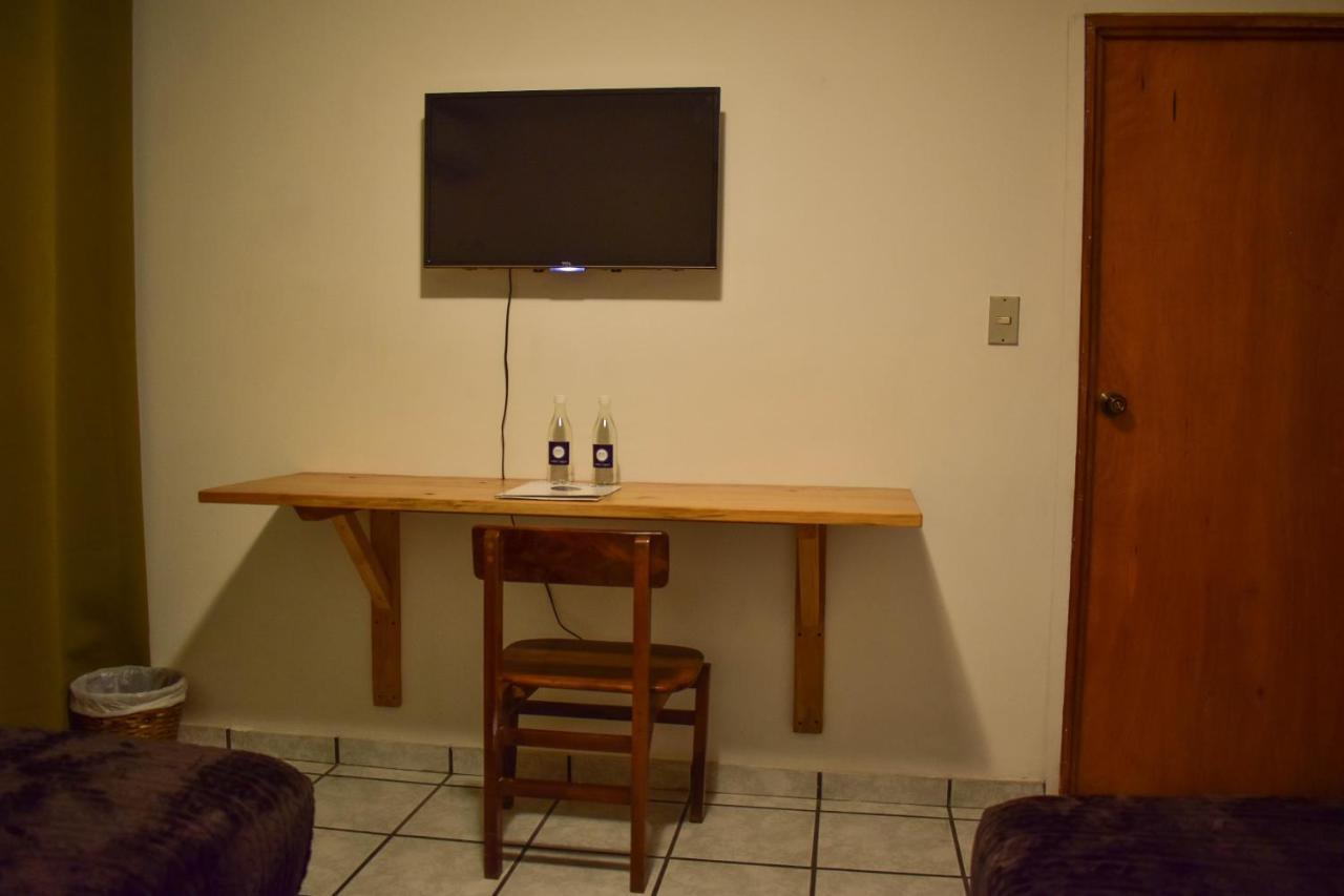 Cinco Hotel B&B San Salvador Eksteriør billede